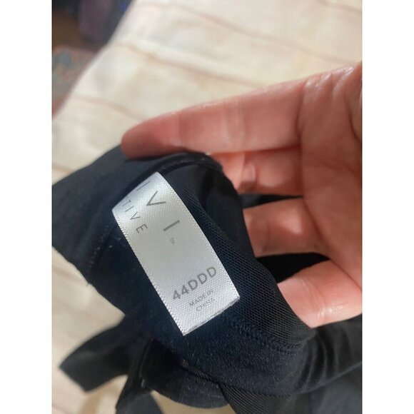 Livi Active Women's Black Moulded Underwire Full Coverage Sports Bra - 44DDD - Picture 10 of 13